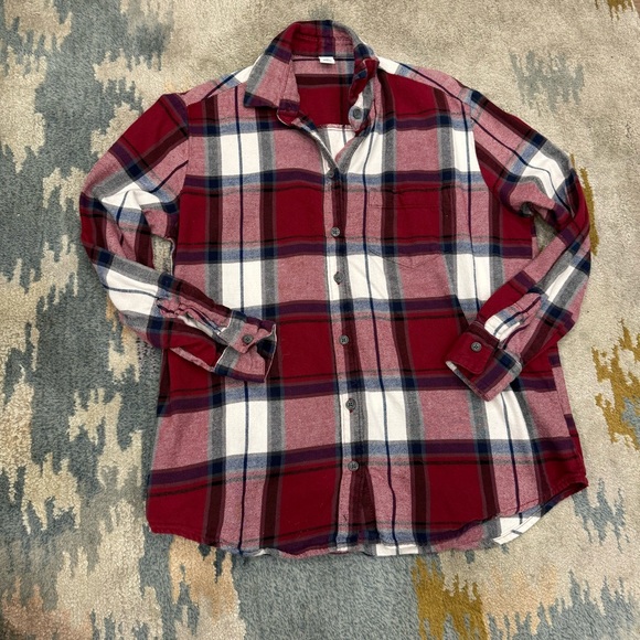 🚨 Bundle of 2 Old Navy Classic Plaid Tops - Picture 5 of 10